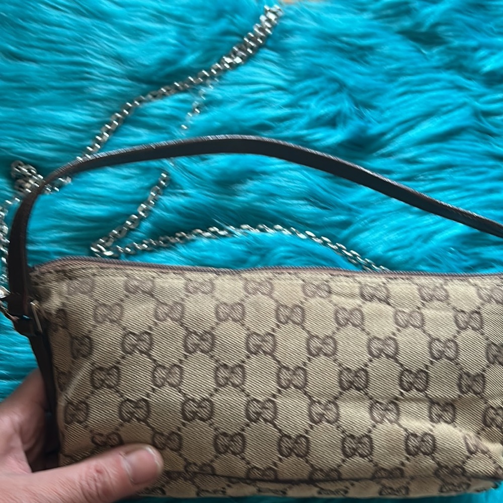 XX SOLD XX EUC Gucci half moon mini bag - Picture 9 of 17